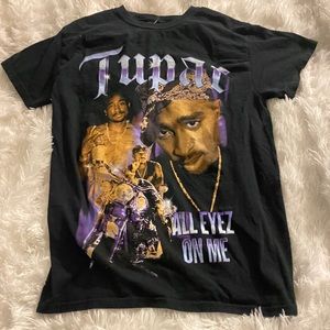 tupac graphic tshirt